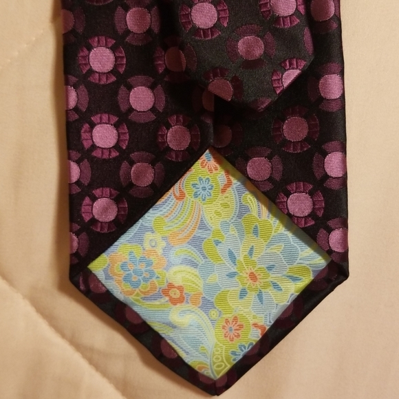 Ted Baker made in London 100% silk tie - Picture 5 of 8